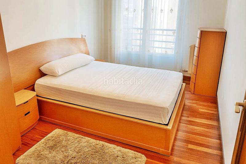 Foto 0ba5d330-fa74-4ed5-859d-bfaf5cdba037. Rent flat with heating in Astillero (El)