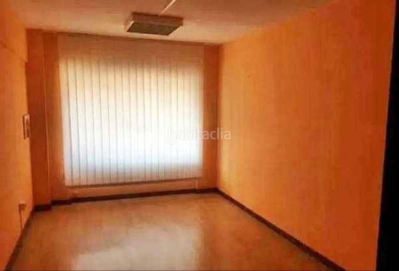 Foto 75abc680-5ce3-4d36-afd4-c45ad6797cc5. Affitto ufficio in Centro Torrelavega