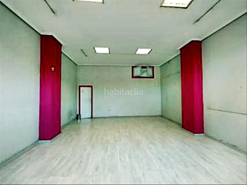 Foto e9958d96-d3b0-429c-83e5-3ed96078ba2c. Location local commercial dans Solares - Valdecilla Medio Cudeyo