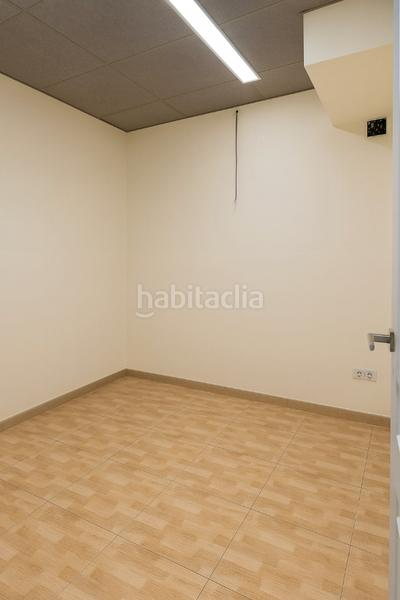 Foto 7b4fdeaf-8188-476f-b274-228f3baf963c. Lloguer local comercial a Muriedas Camargo