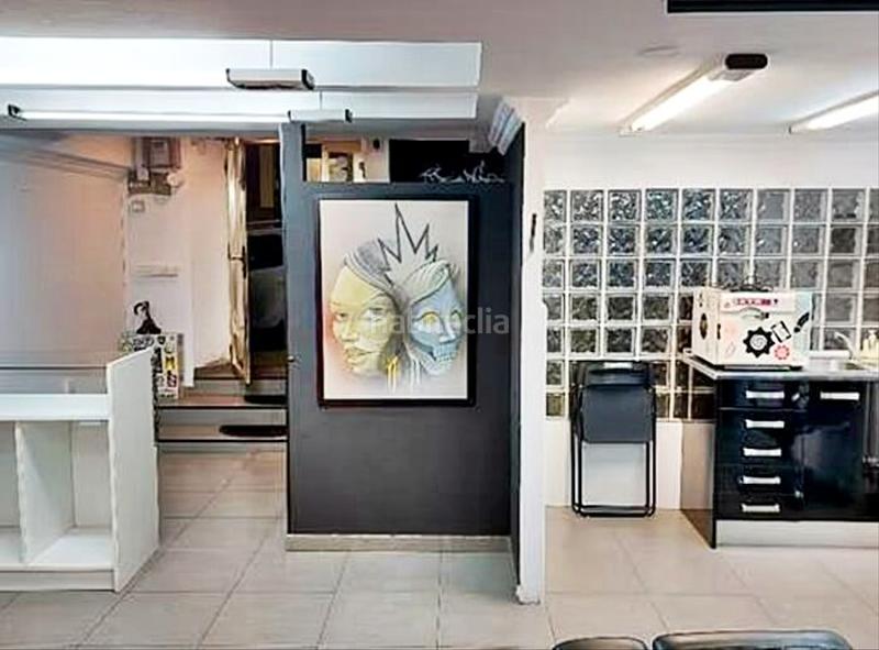 Foto 4538bc7b-6b6a-4e18-b158-febd536d0854. Lloguer local comercial a Puerto Chico Santander