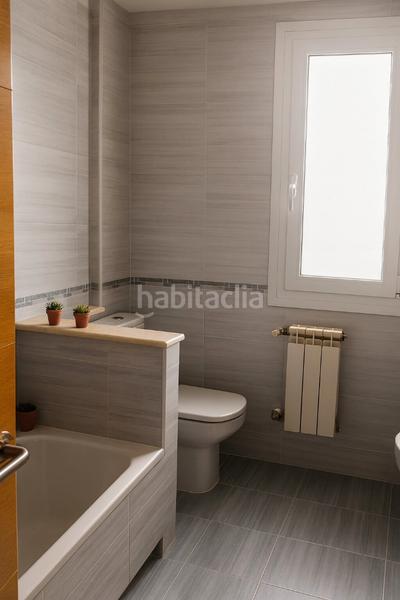 Foto c798875b-9337-4dd9-a229-38fb6c9fcd2b. Miete etagenwohnung mit heizung parking in Los Castros Santander