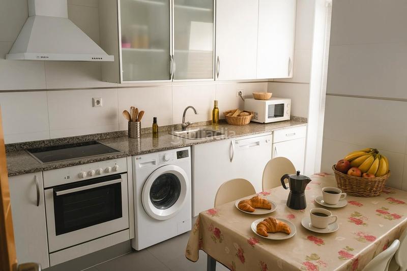 Foto b0897452-058f-4c99-937b-4ccf849ad47b. Alquiler piso en Los Castros Santander