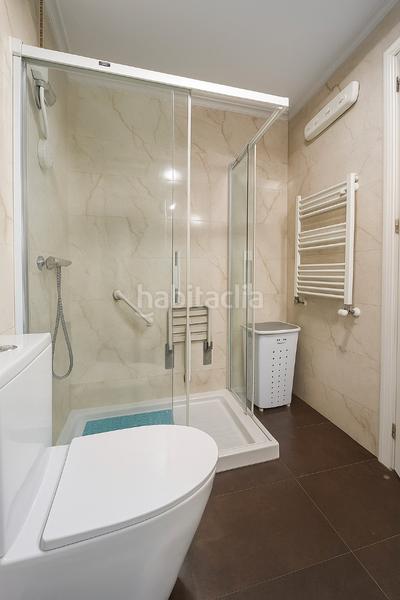 Foto 93dc7cf3-486e-49c1-8d36-3a3342bde4d4. Rent flat with heating parking in Los Castros Santander