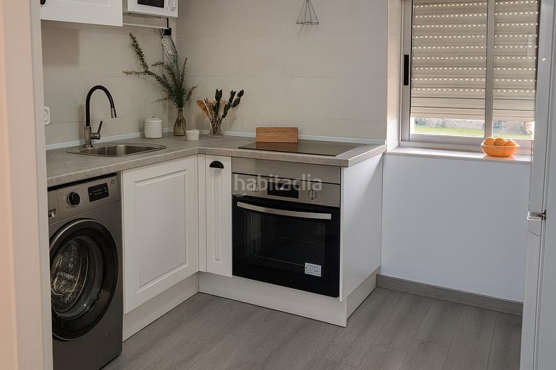 Foto 858d3d5b-47f6-48bb-bd84-2d50ff9859e7. Alquiler piso en Revilla Camargo