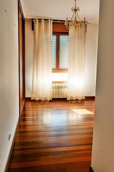 Foto a5efcc63-b037-4260-8fa1-07a04ee249bf. Location appartement avec chauffage parking dans Alisal - San Román Santander