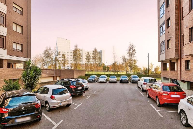 Foto b2028fdd-46b7-42df-8c1e-be120f59d498. Location appartement avec chauffage parking dans Alisal - San Román Santander