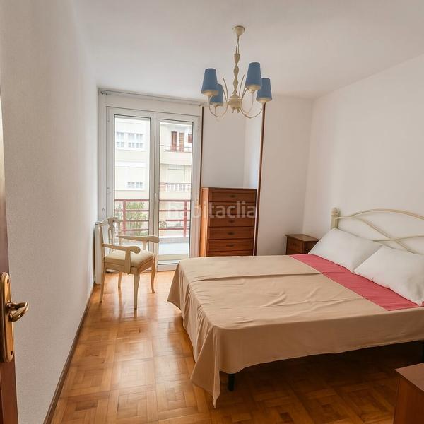 Foto bce42204-65b2-4c37-aca5-1b478d8f75d0. Location appartement avec chauffage parking dans Numancia - San Fernando Santander