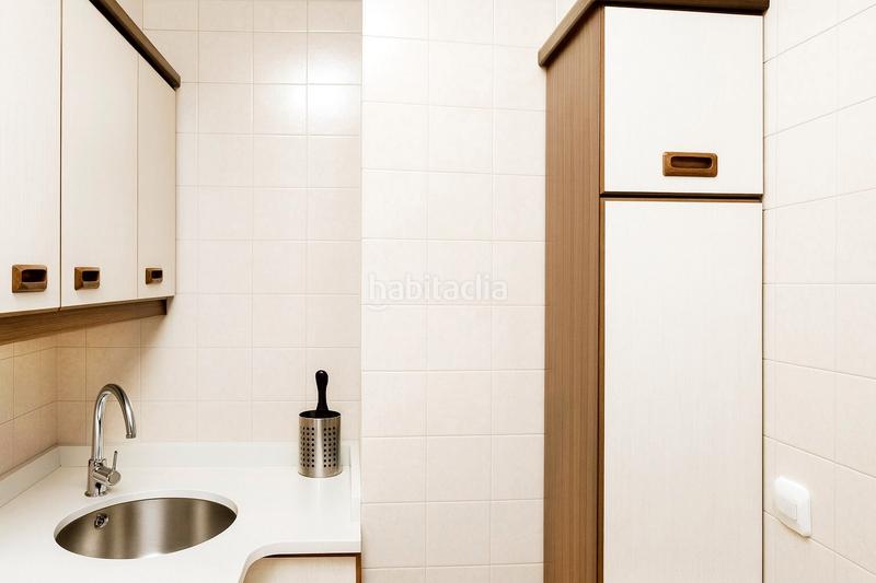 Foto f10101ed-718b-458c-9b20-c495aac80f19. Miete etagenwohnung in Cuatro Caminos Santander