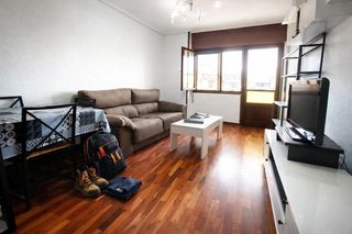 Miete Etagenwohnung  Barrio beranga
