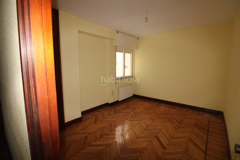 Foto f7948353-fec4-4eb9-8d49-a6d81f6e552c. Piso en Cuatro Caminos Santander