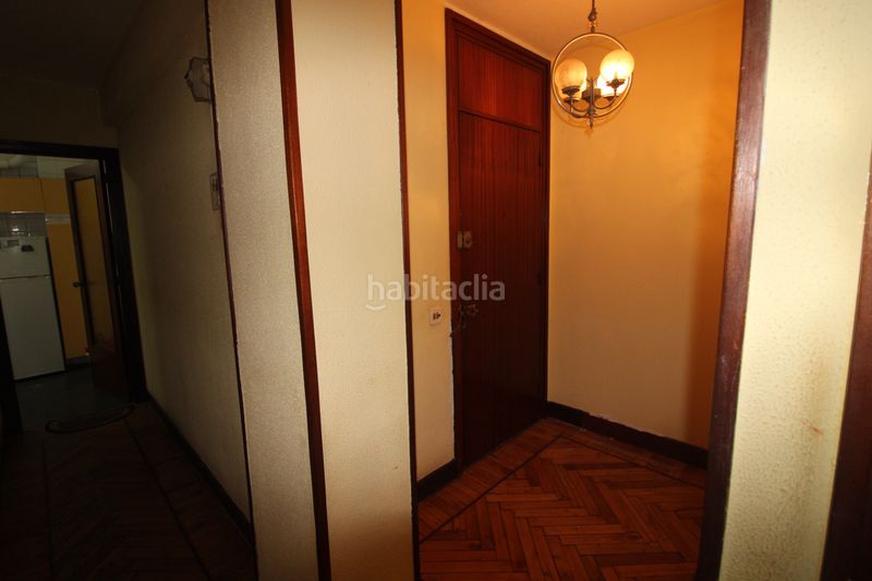 Foto fbb9c559-e291-4b7c-a6df-c4ca212d46dc. Piso en Cuatro Caminos Santander