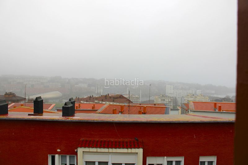 Foto ed8b7c26-11c0-4596-8128-fc4ff40643f5. Pis amb calefacció a Los Castros Santander