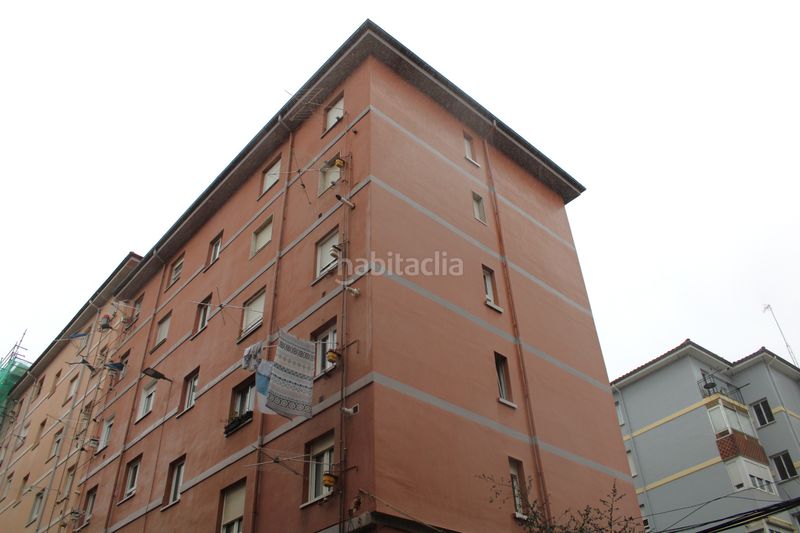 Foto f2ae5efd-2dcf-4e8e-85c5-f79103622d1f. Pis amb calefacció a Los Castros Santander