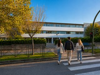 Miete Etagenwohnung  Avenida herrera oria