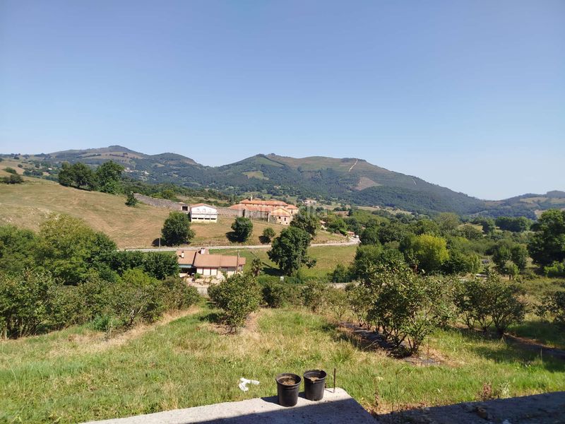 Foto d48ccee7-9853-4b28-9cb6-b9a8b0cd7bbf. Casa en Villafufre