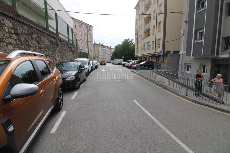 Foto 7f332a68-d749-479e-b65d-a7db509160c7. Pis a Los Castros Santander