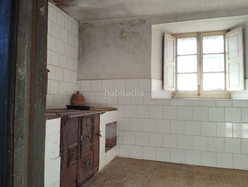 Foto bd2da548-d8c9-4e31-9df7-ea5481390b2a. Casa a Cabuérniga
