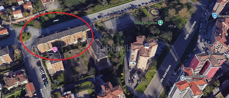 Foto 6ff4b9fc-3096-42d4-9809-aaf45bd8c564. Aparcament cotxe a Los Castros Santander