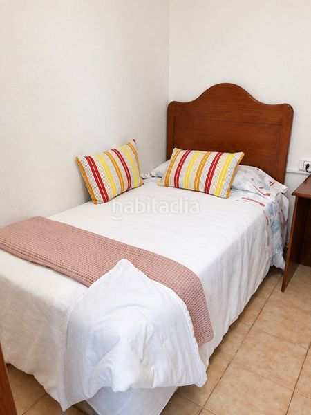 Foto b752dc1a-de81-4f64-b8d5-ce0b6ae85410. Rent chalet with heating pool in Villaescusa