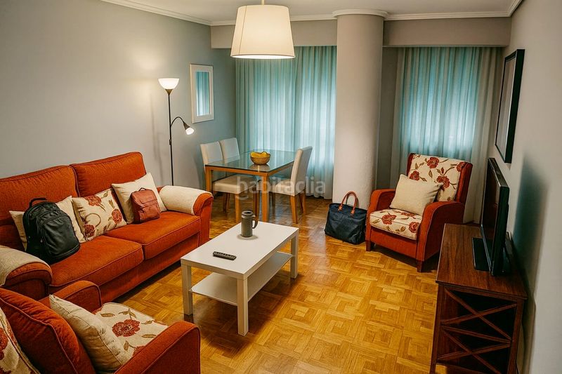 Foto 306024a7-da9a-452f-a923-1fd2b55ff245. Miete etagenwohnung mit parking in Cuatro Caminos Santander
