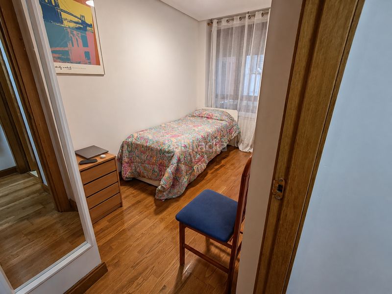 Foto c7ba9ab7-a674-4d1a-90dd-41a1c7e61ab7. Miete etagenwohnung mit heizung in Puerto Chico Santander
