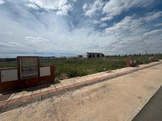 Terreny residencial  Calle hipocrates. Terreno en venta en alovera