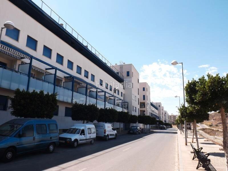 Foto 7451c047-ab58-4f7f-a06d-336f9b5a5bca. Alquiler dúplex en calle miradores 8 dúplex junto a la playa en Garrucha