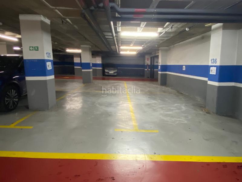 Foto c5fadc91-a8ff-48d1-86b3-2dacfce6e31f. Parking coche en Creu Alta Sabadell