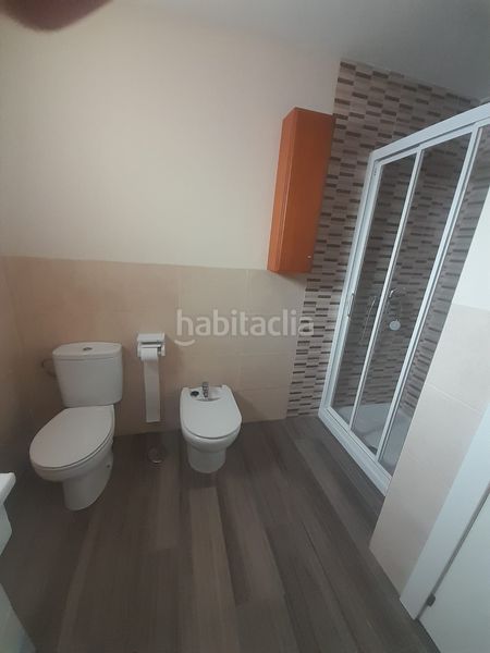 Foto 4471fbed-9a39-4de8-b92d-2d0d2ec17b8b. Casa amb calefacció a Zona Industrial Arganda del Rey