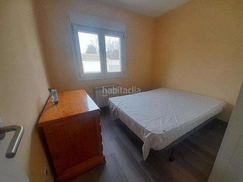 Foto 6f9a7de2-33dd-4ef9-bfc4-14ac972990ee. Casa amb calefacció a Zona Industrial Arganda del Rey