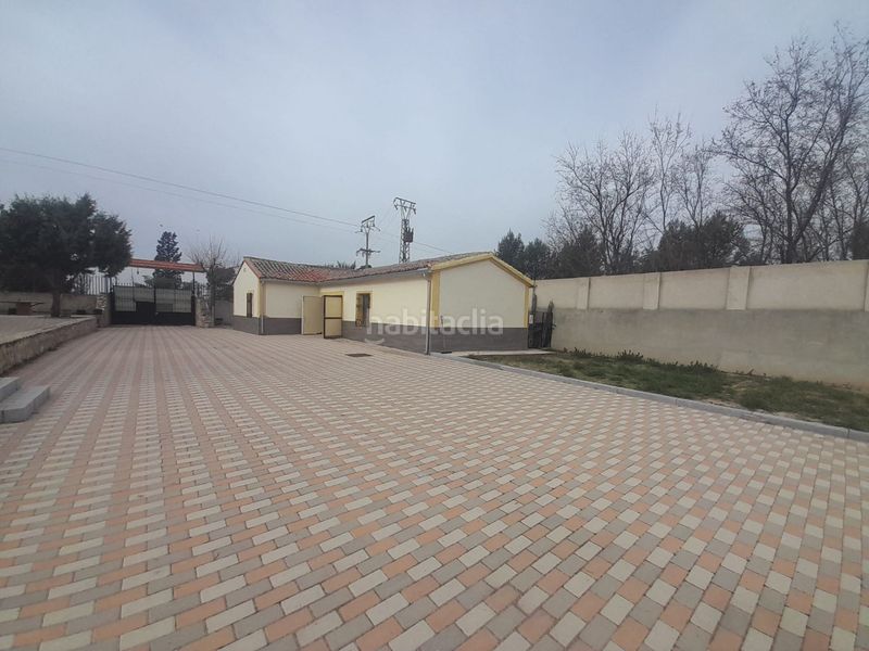 Foto 93f6092e-5da0-44b7-b562-9a916024ffe2. Casa amb calefacció a Zona Industrial Arganda del Rey