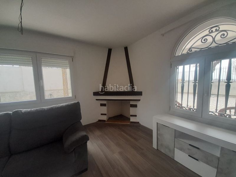 Foto 961667ae-ad4e-404b-8dec-53f987c9052e. Casa amb calefacció a Zona Industrial Arganda del Rey