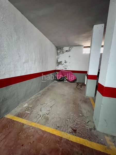 Foto 4812e37d-a1e5-4f2f-9d77-d802d3c6ef36. Aparcament cotxe a Campo Real