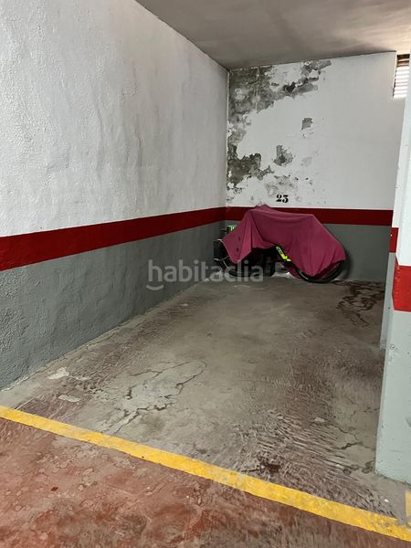 Foto 76e768e7-c034-4366-b3cb-f592eb67bb2d. Aparcament cotxe a Campo Real
