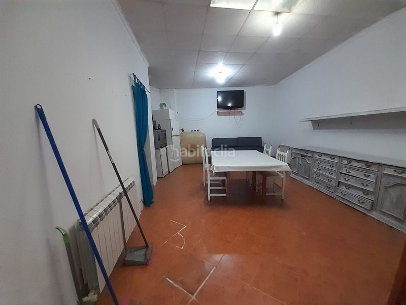 Foto f8a41902-cee8-4df9-8530-a97065a38b5e. Casa amb calefacció a Estremera