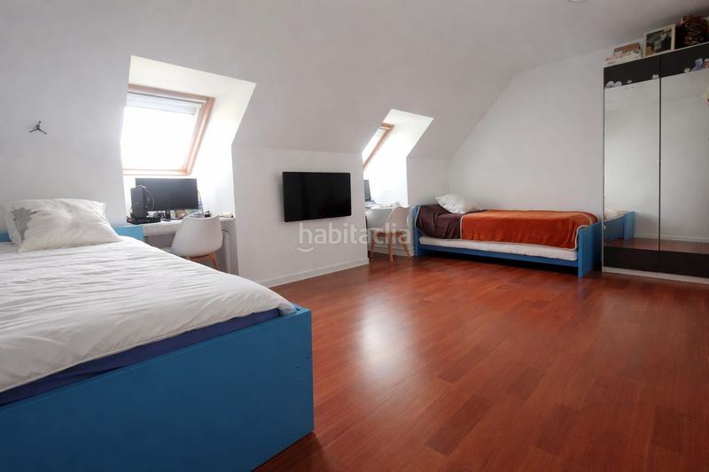 Foto a1690469-c37c-4d5a-86fe-ebed463d9a60. Dúplex amb calefacció piscina a Vioño Piélagos