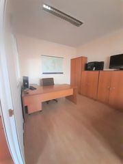 Lloguer Local Comercial  Portal de belen, 35 esc1 p12 p16. Alquiler de local centro comercial la poveda
