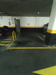 Alquiler Parking coche en Los Villares. Alquiler plaza de garaje villares colegio malvar