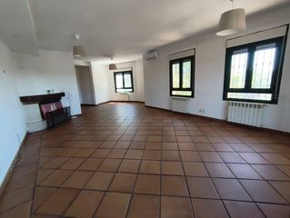 Haus in Morata de Tajuña. Venta de chalet en morata de tajuña