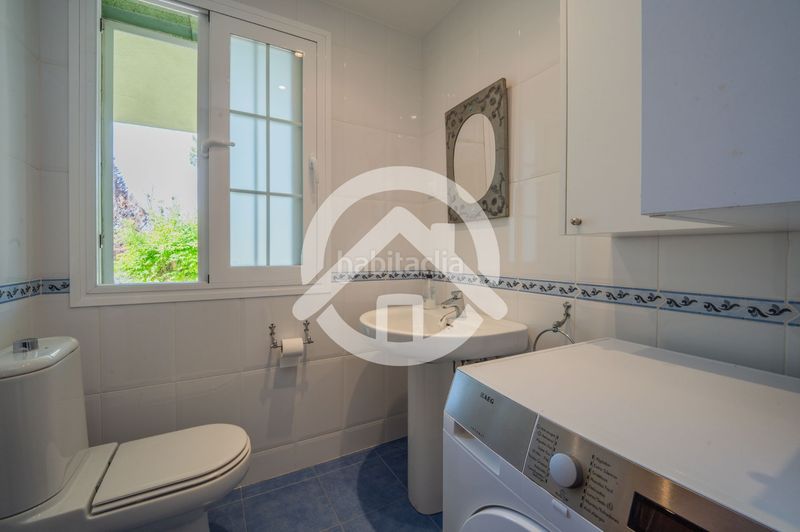Foto f84a21d8-d97a-4756-ace9-2d7fbcc0a983. Casa amb calefacció piscina a Campo Real