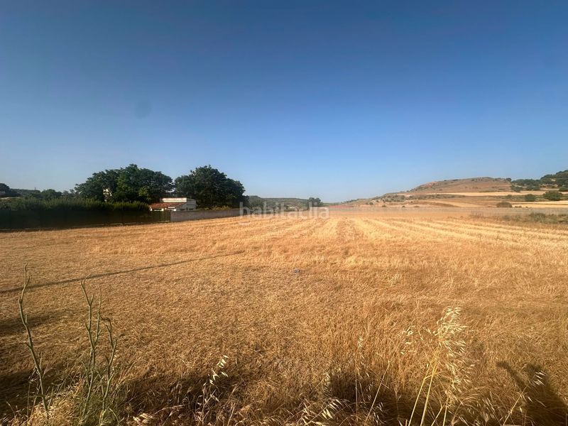 Foto 55a6b6de-bab0-4ce2-9c3e-f4eb2e633f7e. Finca rústica a Chinchón