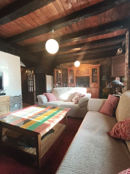 Foto 1dd7c334-aaf5-4868-b2f0-efdb3e33d34d. Casa adossada amb calefacció a Luena