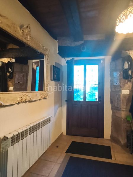 Foto e5a32f32-9b8d-4b51-9270-1011a774bcc5. Casa adossada amb calefacció a Luena
