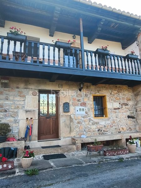 Foto eaab4f57-1e10-4583-ac6e-d53e050e3470. Casa adossada amb calefacció a Luena