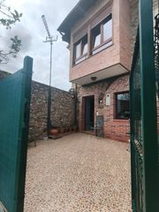 Casa adossada  San julian. Casa adosada en camargo