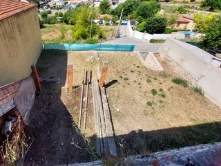 Terreno residenziale in Orusco de Tajuña. Parcela urbana de 246 m en orusco de tajuña