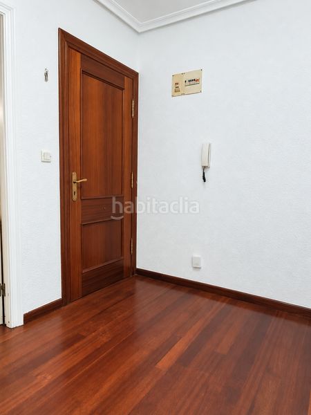 Foto 1f541d99-d174-4c11-87ef-c9bdd6ab6a08. Pis amb calefacció a Renedo Piélagos