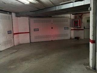 Parking coche en Bidebieta
