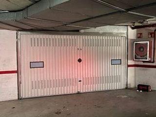 Car parking in Bidebieta